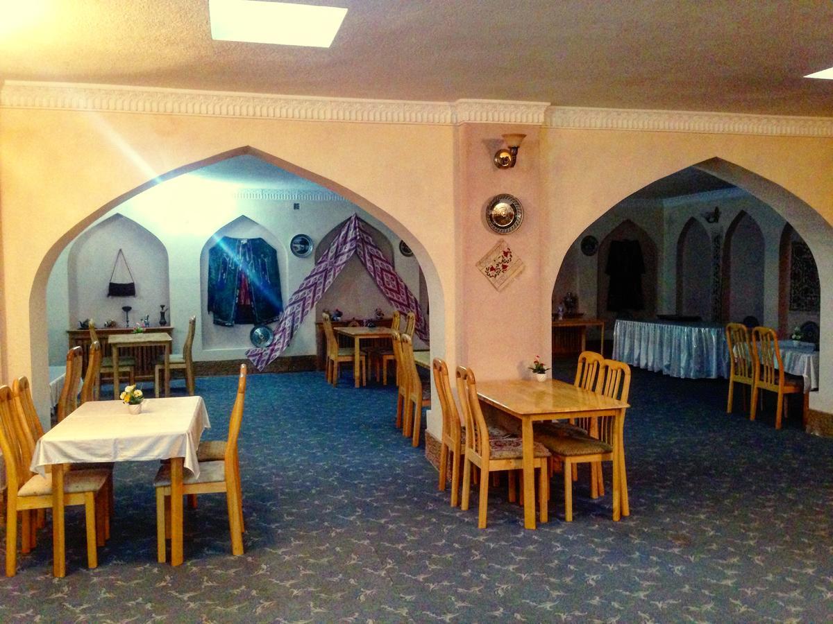 Karavan Hotel Bukhara Exterior photo